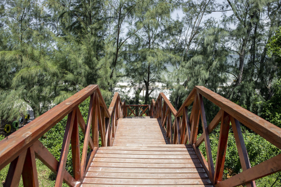 Steps to the Beach